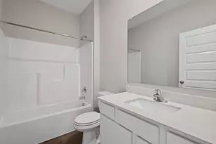 205 Cressmoor Blvd, Hobart, IN 46342 - Photo 18