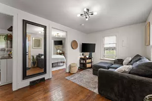 902 S 200 E, La Porte, IN 46350 - Photo 4