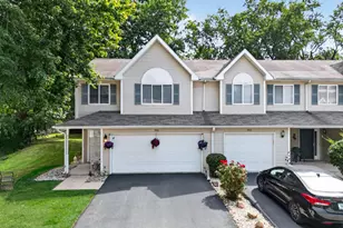 901 Beacon Dr, Hobart, IN 46342 - Photo 1