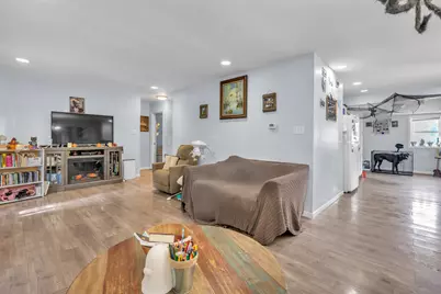 3574 E 1300 N, Wheatfield, IN 46392 - Photo 6