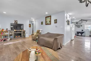 3574 E 1300 N, Wheatfield, IN 46392 - Photo 6