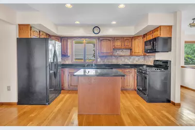 7501 W 1400 N, Demotte, IN 46310 - Photo 6
