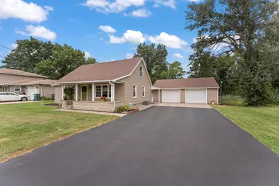 1703 E Glendale Boulevard, Valparaiso, IN 46383 - Photo 1