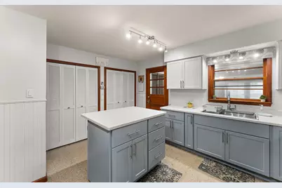 1703 E Glendale Boulevard, Valparaiso, IN 46383 - Photo 10