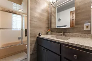1703 E Glendale Blvd, Valparaiso, IN 46383 - Photo 14