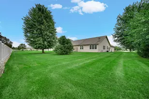 1284 Bluebell Trail, Schererville, IN 46375 - Photo 22