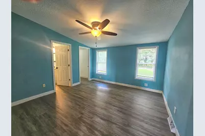 6138 N 300 E, La Porte, IN 46350 - Photo 6