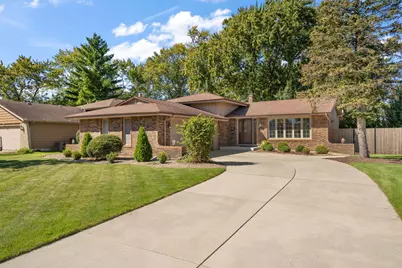 9436 Verbena Drive, Munster, IN 46321 - Photo 2