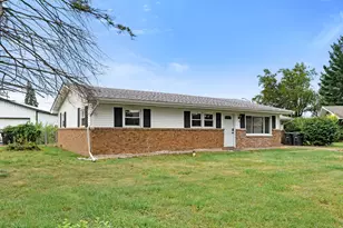 20 Elm Ave, Hobart, IN 46342 - Photo 2
