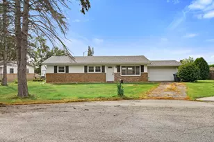 20 Elm Ave, Hobart, IN 46342 - Photo 1