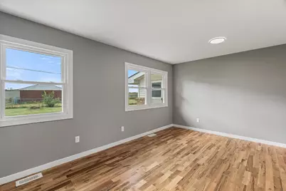 20 Elm Avenue, Hobart, IN 46342 - Photo 14