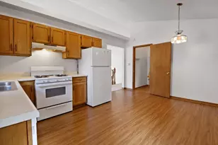 429-431 Woodlawn Ave, Chesterton, IN 46304 - Photo 10