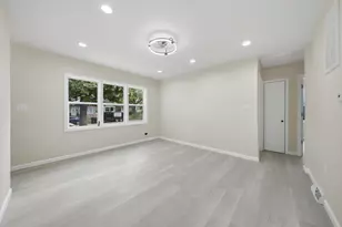 3608 Virginia St, Gary, IN 46409 - Photo 6