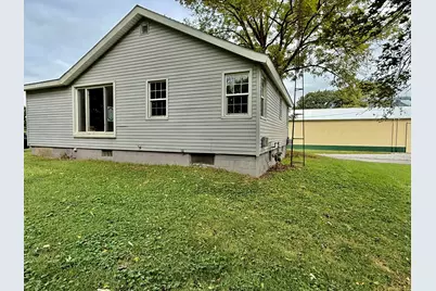 203 E Maple, Medaryville, IN 47957 - Photo 14