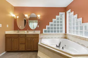 1843 N Pine Ridge Dr, La Porte, IN 46350 - Photo 24