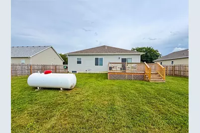 62 S Jefferson Street, Hamlet, IN 46532 - Photo 2