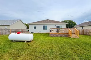 62 S Jefferson St, Hamlet, IN 46532 - Photo 2