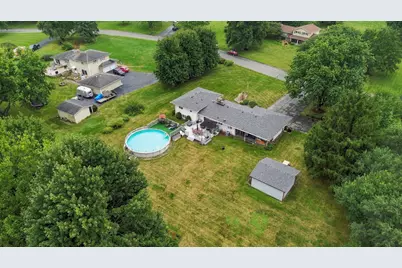 247 Westgate Drive, Valparaiso, IN 46385 - Photo 34