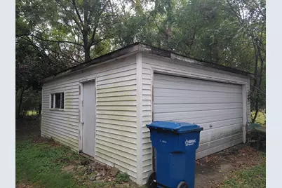 219 S Broad Street, Griffith, IN 46319 - Photo 10