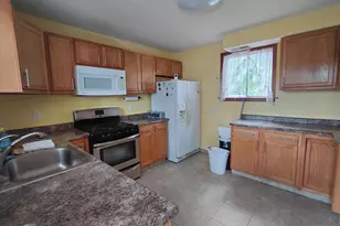 219 S Broad St, Griffith, IN 46319 - Photo 2