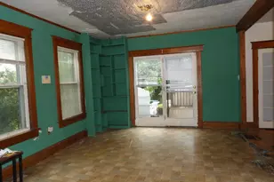 1208 Jackson St, La Porte, IN 46350 - Photo 10