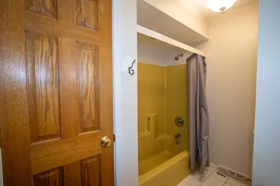 184 S 200 W, Valparaiso, IN 46385 - Photo 28