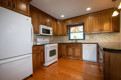 184 S 200 W, Valparaiso, IN 46385 - Photo 10