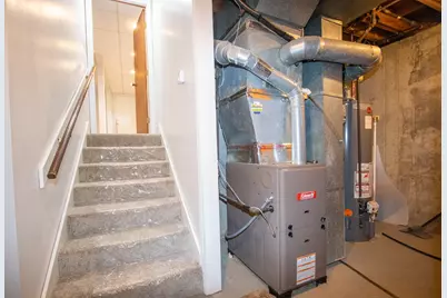 184 S 200 W, Valparaiso, IN 46385 - Photo 24