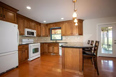 184 S 200 W, Valparaiso, IN 46385 - Photo 8