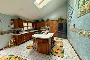 1401 Capri Ln, Dyer, IN 46311 - Photo 4