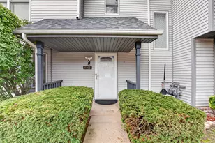 6066 Virginia St, Merrillville, IN 46410 - Photo 2