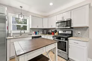 809 Azalea St SE, Demotte, IN 46310 - Photo 18