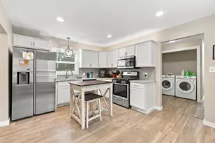809 Azalea St SE, Demotte, IN 46310 - Photo 16
