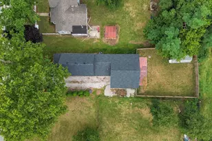 809 Azalea St SE, Demotte, IN 46310 - Photo 46