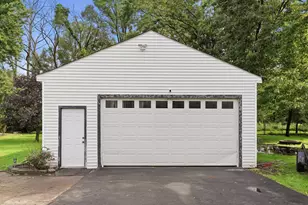 2525 Colfax St, Gary, IN 46406 - Photo 4
