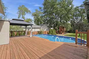 2525 Colfax St, Gary, IN 46406 - Photo 6