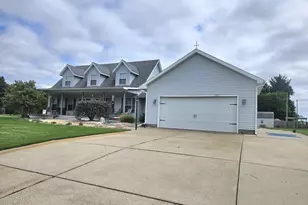 2763 S Nowak Dr, La Porte, IN 46350 - Photo 4