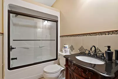 166 Garden Street, La Porte, IN 46350 - Photo 36