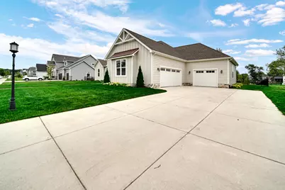 2502 Stirling Drive, Valparaiso, IN 46383 - Photo 4