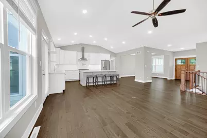 2502 Stirling Drive, Valparaiso, IN 46383 - Photo 10