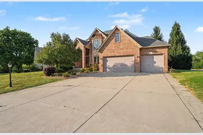 10739 Erie Drive, Crown Point, IN 46307 - Photo 2