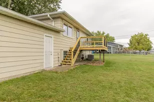 257 Navajo Trail, Lowell, IN 46356 - Photo 32