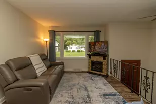 257 Navajo Trail, Lowell, IN 46356 - Photo 2