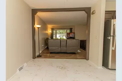 257 Navajo Trail, Lowell, IN 46356 - Photo 10