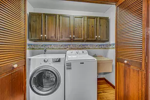 8868 Luann Dr E, Demotte, IN 46310 - Photo 6