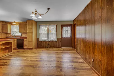 8868 Luann Drive E, Demotte, IN 46310 - Photo 4