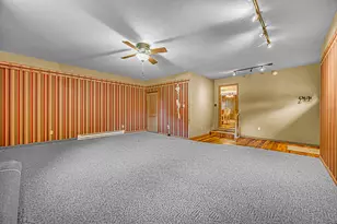 8868 Luann Dr E, Demotte, IN 46310 - Photo 10