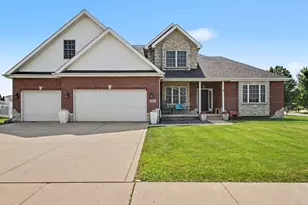5911 Wildrose Ln, Schererville, IN 46375 - Photo 1