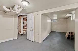 860 Louisiana St, Gary, IN 46402 - Photo 14