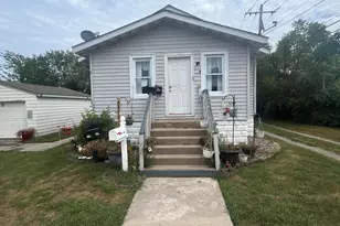2749 Decatur St, Lake Station, IN 46405 - Photo 4